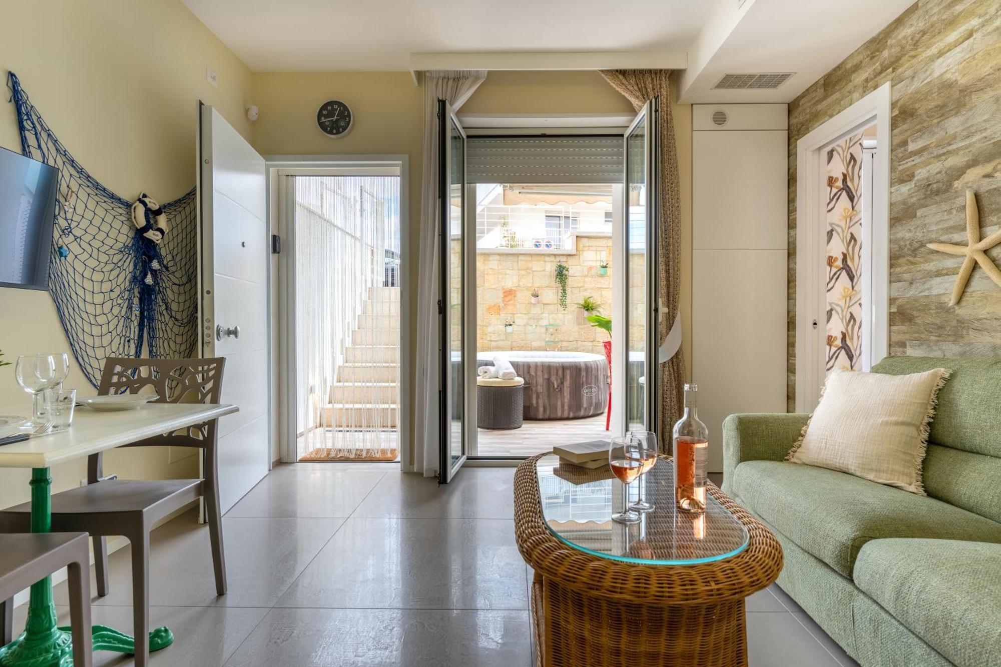 Cozy Marine Apt With Jacuzzi - 250Mt From Sea Polignano a Mare Kültér fotó