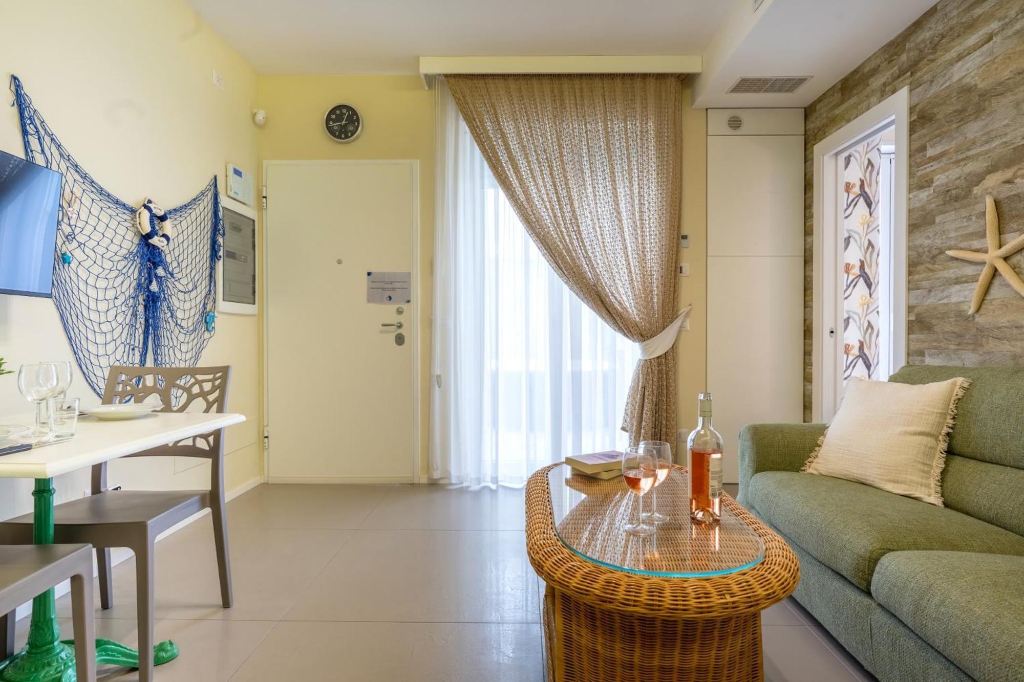 Cozy Marine Apt With Jacuzzi - 250Mt From Sea Polignano a Mare Kültér fotó